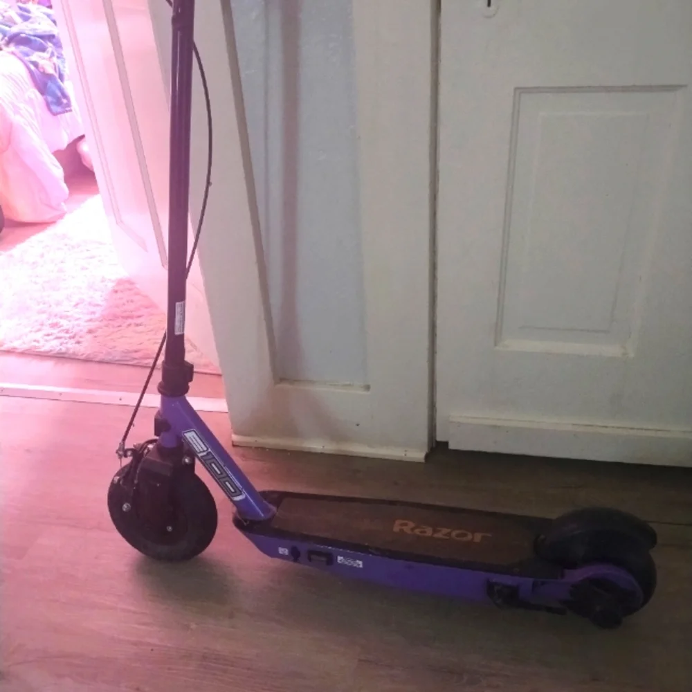 Razor scooter - Picture 1 of 1